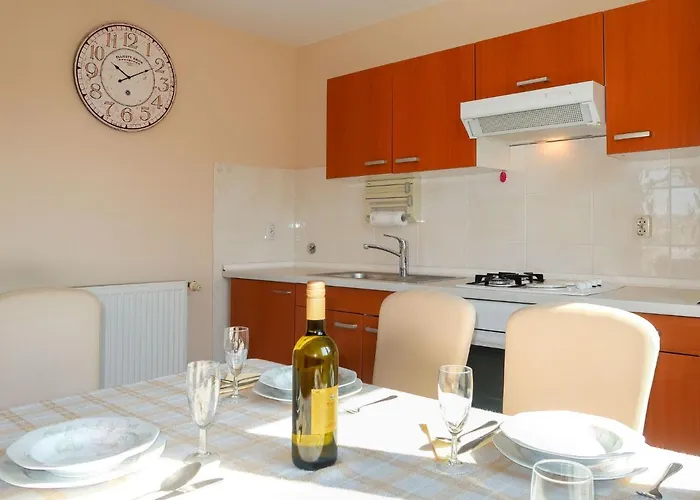 Apartamento Katica-2 By Interhome *